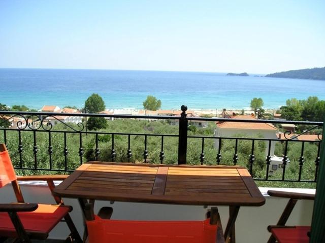 Golden Beach Inn Chrysi Ammoudia Luaran gambar