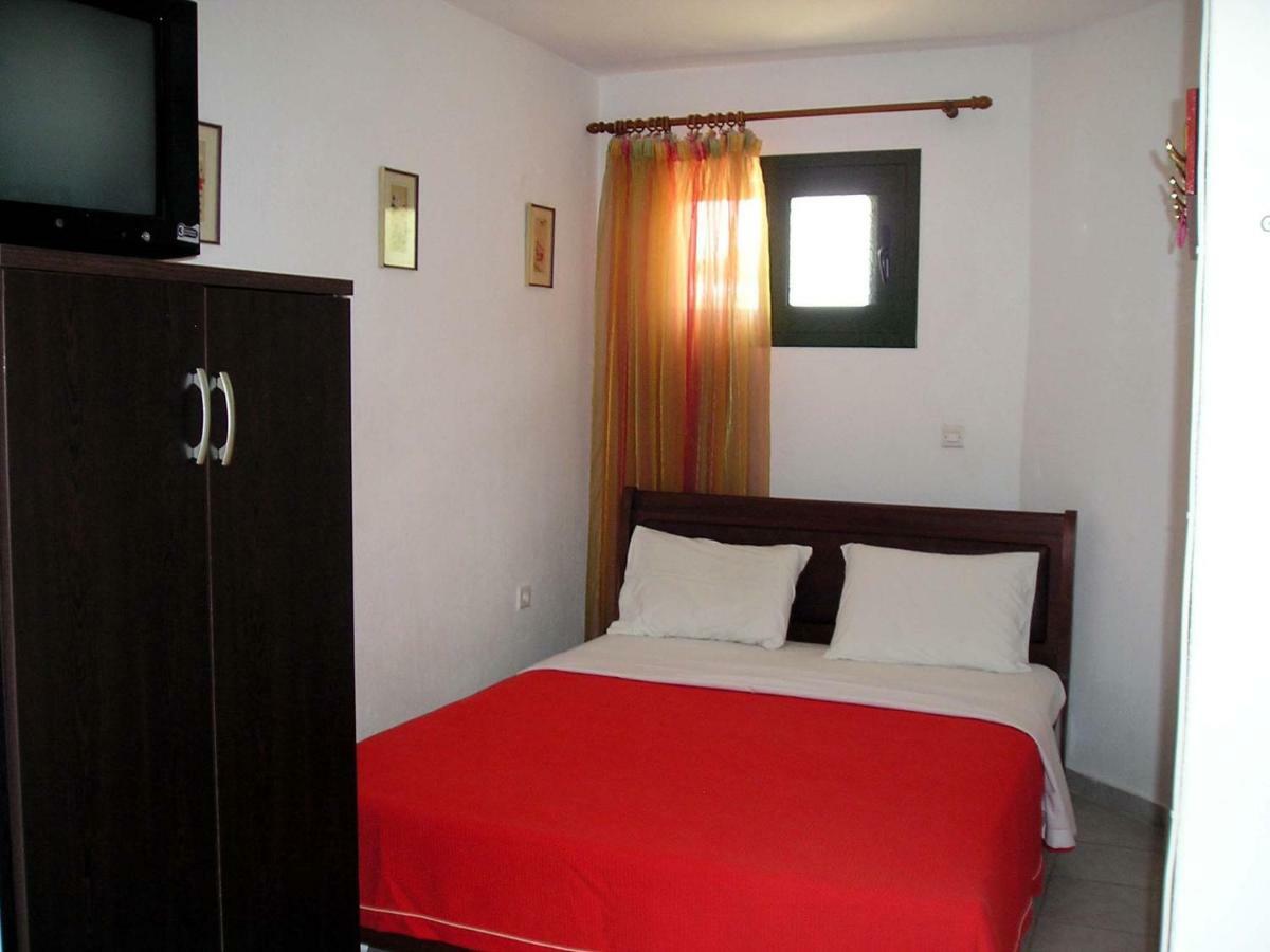 Golden Beach Inn Chrysi Ammoudia Luaran gambar